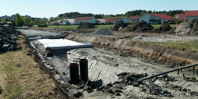 Kadun ja vesihuollon rakentamista, kuva työmaalta